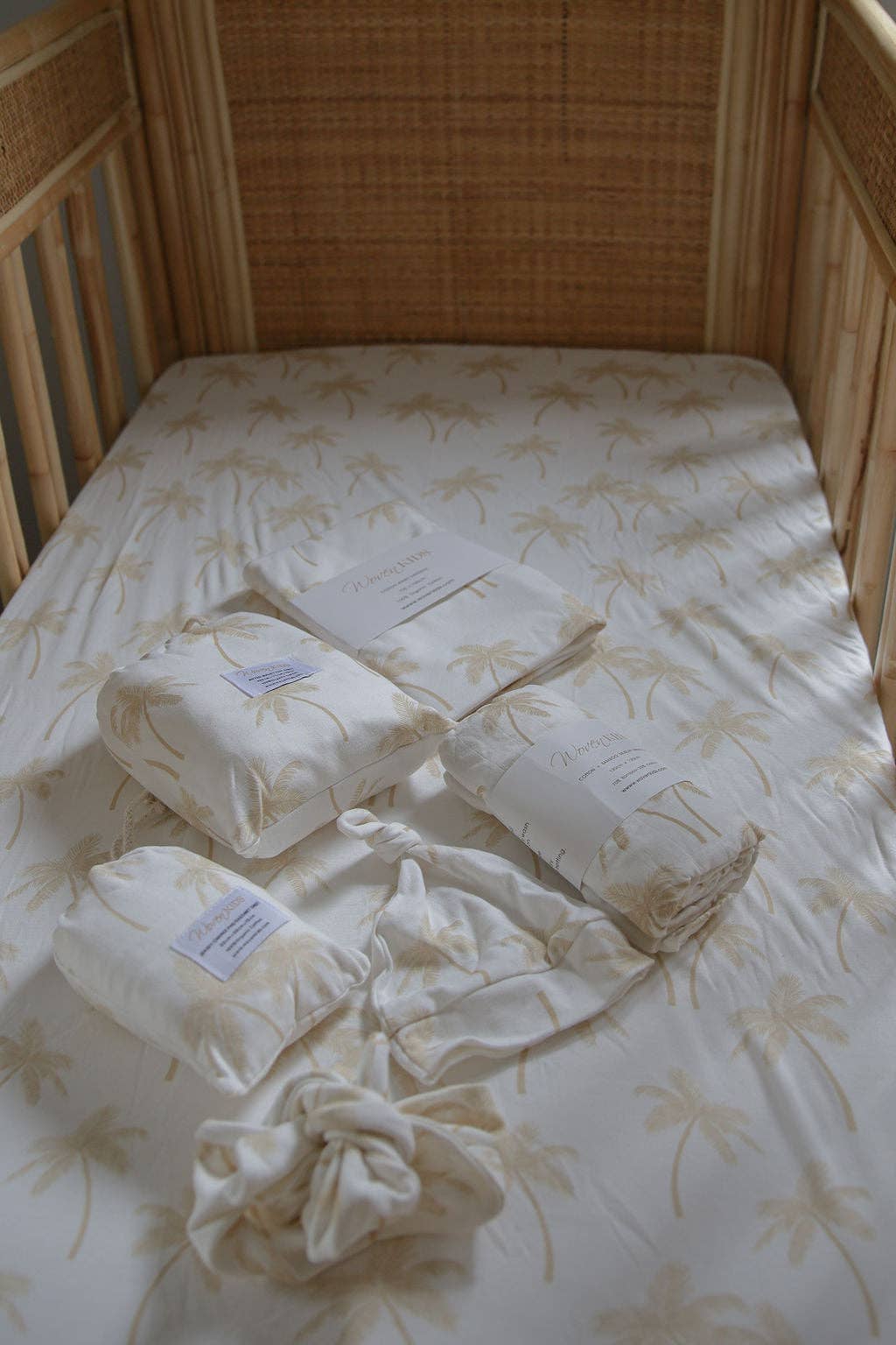 Palm Tree Organic Cotton Jersey Change Pad / Bassinet Sheet