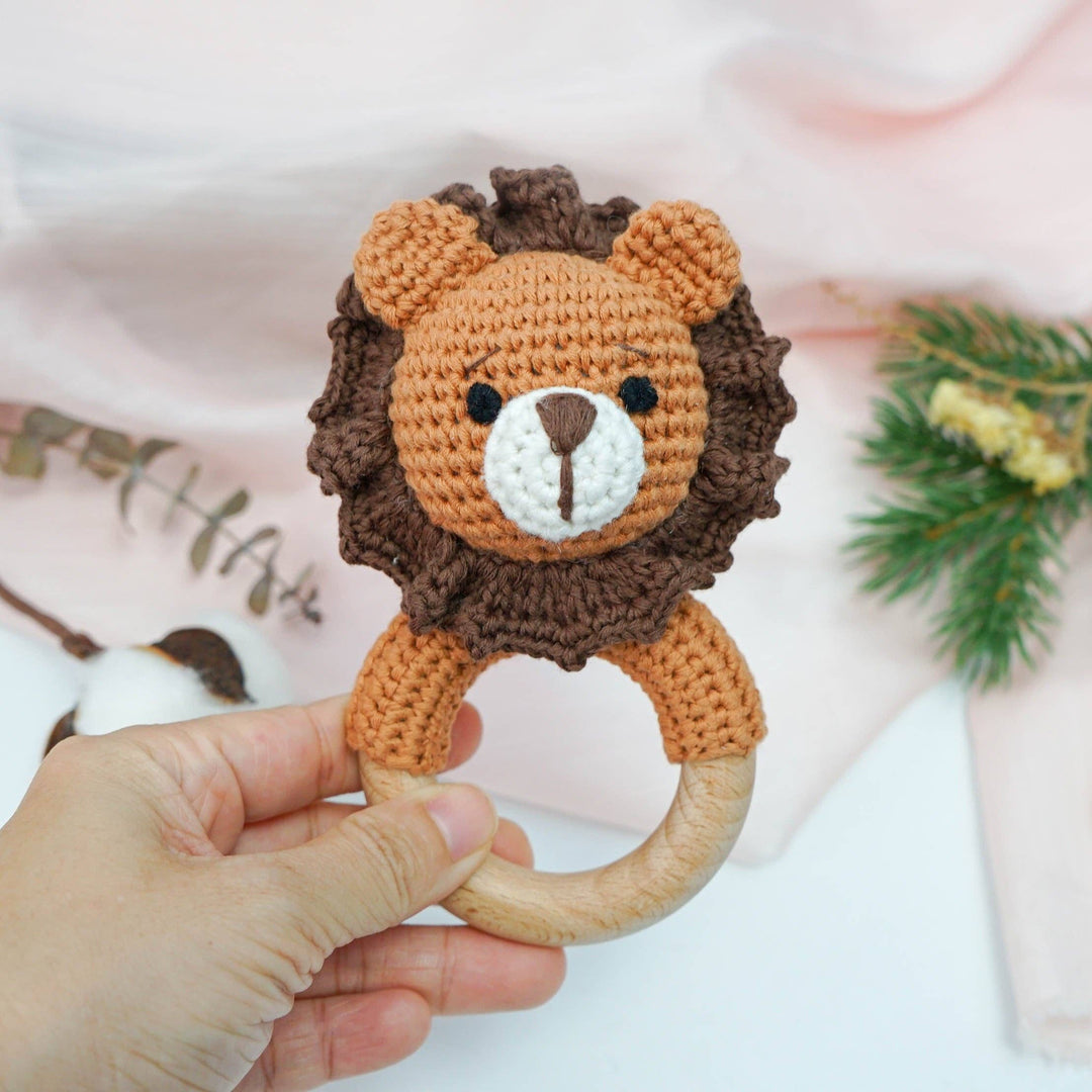 Petite Vous 100% Cotton Crochet Ring Rattle - Roary Lion