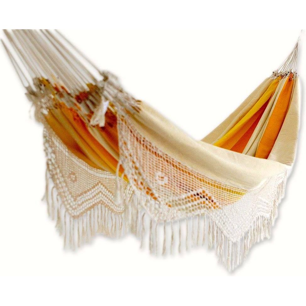 Noosa Home Decor I Hammocks, Crotchet Buntings, Throws I Noosa Bed Body Baby